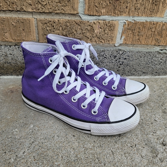 Converse All-Star Chuck Taylor Purple Canvas Hi-top Sneakers 6.5 - Picture 2 of 15